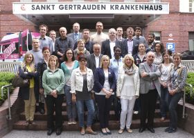 01 Teilnehmer-Gruppenfoto.jpg